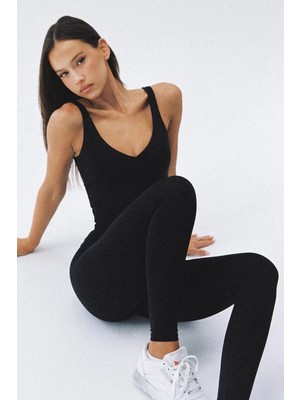 Soft & Basic Kadın Fit Toparlayıcı ve Esnek Siyah Premium Kumaş Tayt