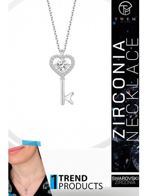 Swarovski Taşlı Gümüş Anahtar Bayan Kolye