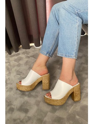 Kadın Oven Beyaz 10 cm Platfom Topuklu Mantar Taban Terlik K-850