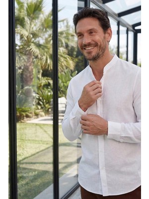 Tudors Erkek Slim Fit Dar Kesim Uzun Kollu %100 Pamuk Keten Doku Hakim Yaka Beyaz Gömlek