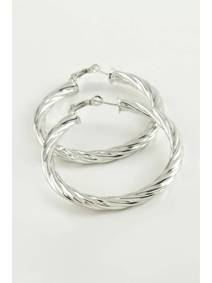 Pileli Store Burgulu Halka Küpe 4,5 cm