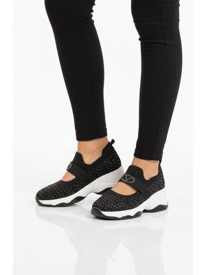 Guja Siyah Anorak Bantlı Taş Işlemeli Kadın Casual Ayakkabı 26Y305 G