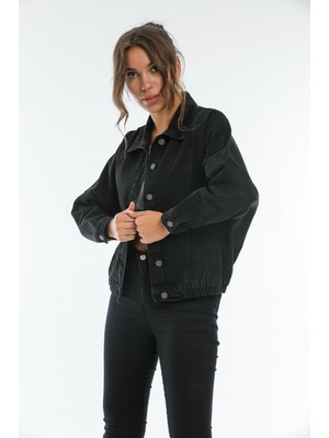 Kadın Gömlek Yaka Regular Kalıp Düğme Kapamalı Beli Lastikli Üst Düzey Bomber Jeans Ceket