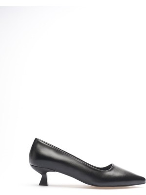 Fresco Scarfs Siyah Kadın Günlük Kısa Topuklu Stiletto Ayakkabı TR20MS03A