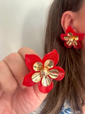 ALS Tasarım Dünyası Kadın Kırmızı Renk Ortası Gold Renk Çiçek Küpe