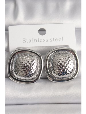 Toyigoo Ietaks™ Pirinç Gümüş Renk Işlemeli Kare Model Kadın Küpe