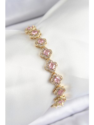 Toyigoo Ietaks™ Pirinç Zirkon Taşlı Pembe Yonca Baget Model Gold Renk Vıp Seri Kadın Bileklik