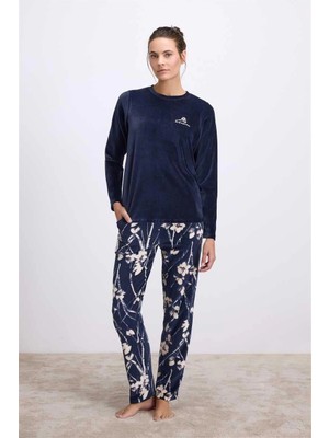 Toyigoo Ieg™ Uzun Kollu Kadife T-Shirt ve Çiçek Desenli Pantolon Pijama Takımı