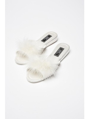 GC Terlikler Gc Topuksuz Tüylü Bayan Terlik 180 Ekru