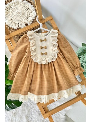 Miniğimin Cicileri (9-24 Ay) Fiyonk Detaylı Fistolu Kız Bebek Pamuk Elbise - Camel