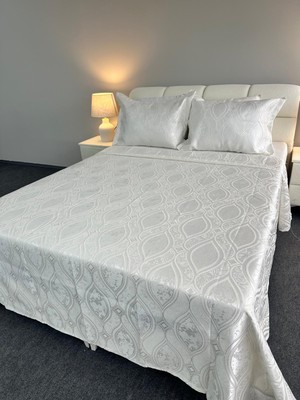 DİA BELLA Sarmaşık Model Çift Kişilik Yatak Örtüsü