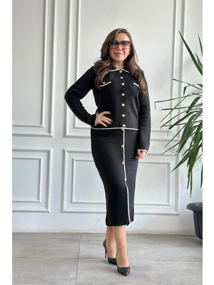 Gold Düğme Detaylı Triko Takım