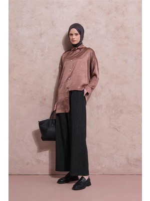Armine Kırışık Efektli Metal Düğmeli Tunik Kahverengi