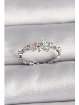 Venüs Shopping Pirinç Gümüş Renk Zirkon Taşlı Çiçek Model Ayarlanabilir Yüzük - TJ-BYK3564