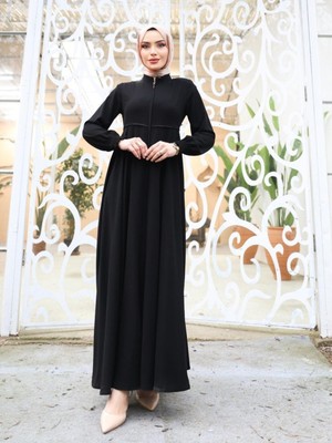 Modamorfo Beli Fistolu Omuzları Vatkalı Kolu Lastikli Ferace -Siyah