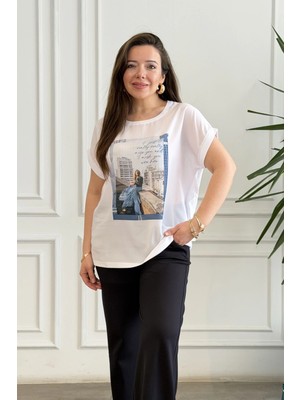Önü Kız Baskılı T-Shirt