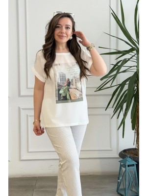 Önü Kız Baskılı T-Shirt