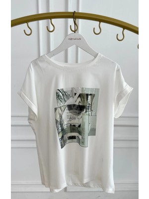 Önü Baskılı Yazı Detaylı T-Shirt