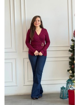 Kruvaze Yaka Toka Detaylı Bluz