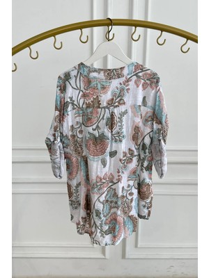 Yıldız Çiçeği Desen Üç Düğmeli Gömlek