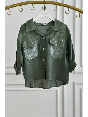 Pul Detaylı Saçaklı Çift Cepli Keten Gömlek