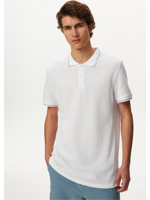 Dokulu Polo Yaka Kısa Kollu T-Shırt