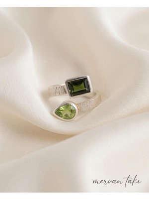 Mervan Takı El Yapımı 925 Ayar Gümüş Peridot ve Yeşil Turmalin Taşlı Tasarım Yüzük