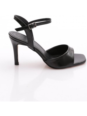 Dgn PM100-K2001 Kadin Topuklu Ayakkabi