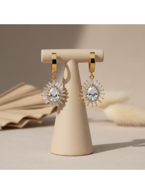 Allivo Altın Renk Taşlı Damla Form Sallantılı Çelik Küpe