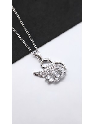 Serenity Beyaz Zirkon Taşlı Kuğu Çelik Kolye