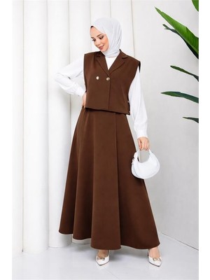 Neşeli Butik Kadın Kahverengi Düğme Detaylı Yelek Bluz Etek Üçlü Tesettür Takım NBFT007