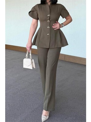 Neşeli Butik Kadın Haki Gold Düğme Detaylı Peplum Kesim Premium Takım NBSTR4423