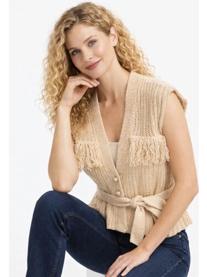 Cemo Kadın Bej Püskül Detaylı Kemerli Triko Yelek