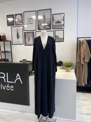 Nurcan Çetin V Yaka Elbise