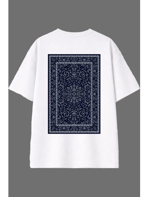 Vsrn Koyu Renkli Halı Tasarım Arka Baskılı Beyaz Oversize T Shirt