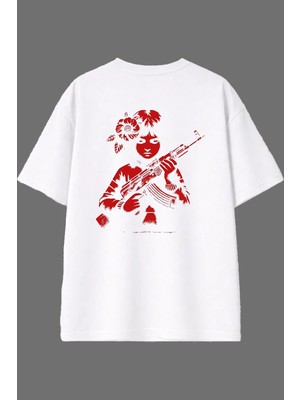 Vsrn Silahlı Kız Tasarım Arka Baskılı Beyaz Oversize T Shirt