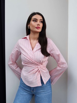 Esra Helvacı Çizgili Burgu Detay Gömlek