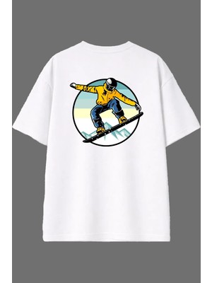 Vsrn Snowboard Dağ Tasarım Arka Baskılı Beyaz Oversize T Shirt