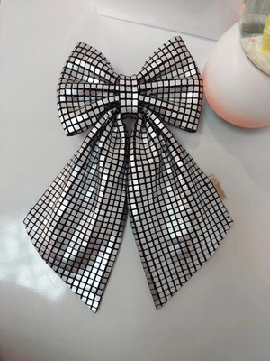 Minval Parlak Kare Pullu 8 cm Metal Otomatik Klipsli Fiyonk Toka
