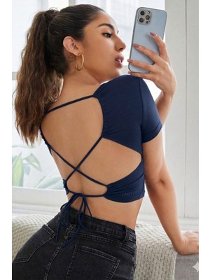 Tarz Cool Kadın Sırtı Açık Bağlama Detaylı Kısa Kollu Crop Tişört