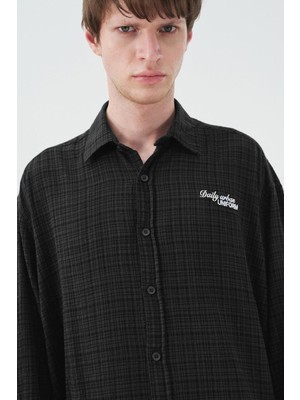 Giesto Dökümlü Rahat Kesim Siyah Kareli Gömlek