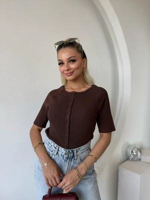 Fehu Bloom Açık Yaka Düğmeli Kısa Kol Triko Hırka Kahverengi