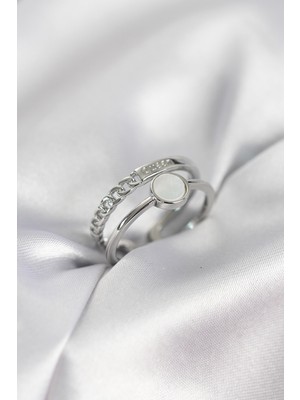 MK Beykoz Minimal Queen Yazılı Gümüş Renk Pirinç Kadın Yüzük