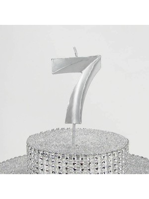 7 Yedi Rakamlı Gümüş Gri Mum 6.5 cm