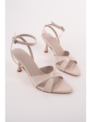 MARSHETTA Elzara Model Bej Rugan 7 cm Ince Topuklu Bilekten Tokalı Kadın Abiye Sandalet