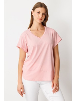 On Kadın Büyük Beden V Yaka Parçalı T-Shirt 71476 Pudra