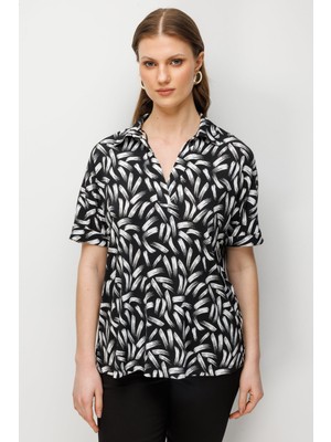 On Kadın Büyük Beden Desenli Kısa Kollu Bluz 71338 Siyah