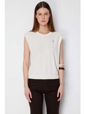 On Kadın Sıfır Yaka Pamuklu Kolsuz Bluz 70355 Bej