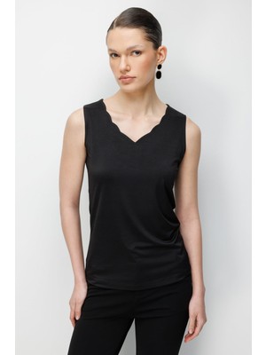 On Kadın Dilim Yaka Basic Bluz 71315 Siyah