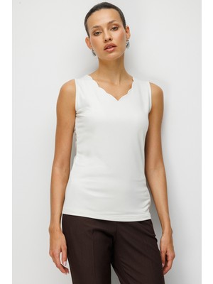 On Kadın Dilim Yaka Basic Bluz 71315 Krem